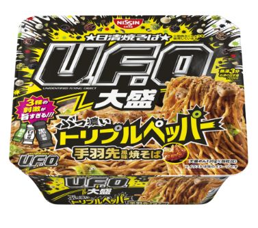 日清食品「日清焼そばU.F.O.大盛 ぶっ濃いトリプルペッパー 手羽先風味焼そば」